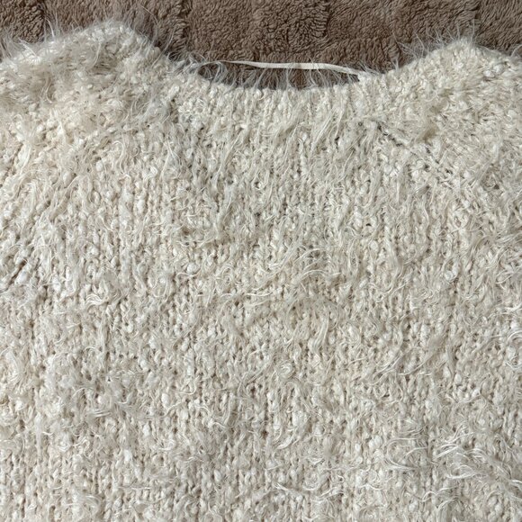 EXCELLENT Anthropologie Knitted & Knotted Ivory Fuzzy Snowfrost Sweater XS - Picture 5 of 12